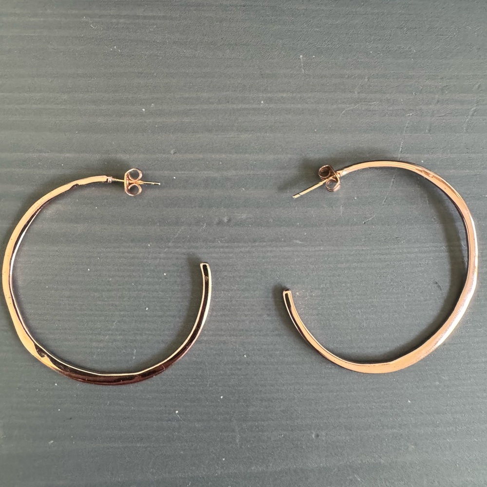 Gorjana Rose Gold Fashion Minimalist Hoop Earrings